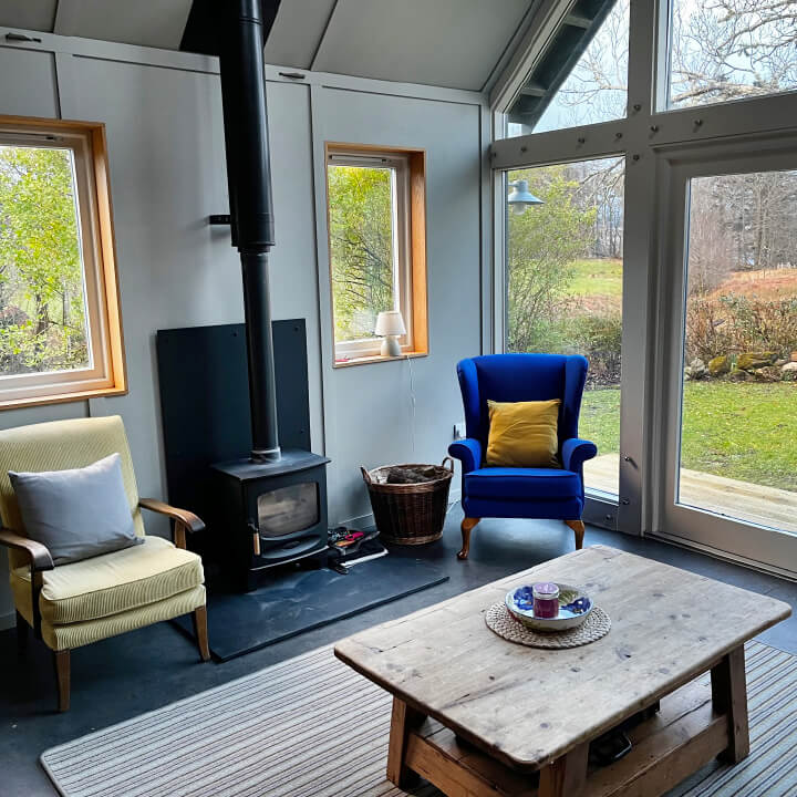 Sitting room and fireplace, Dalilea Croft
