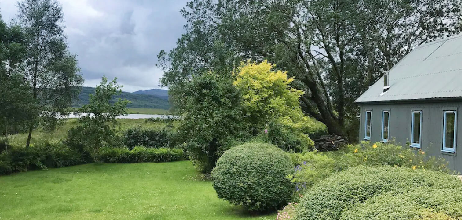 Garden and loch view, Dalilea Croft